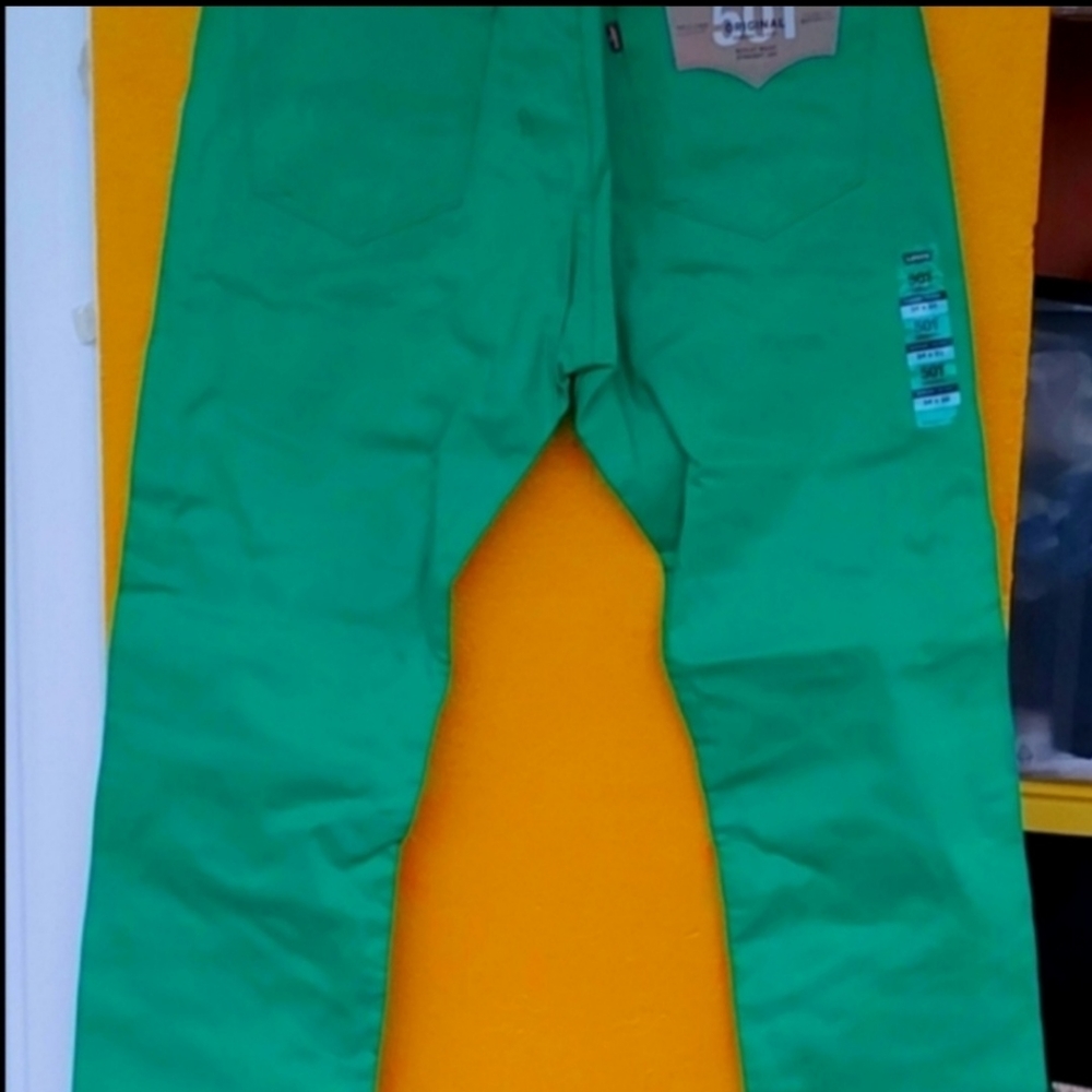Levi's pants for men